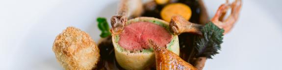 Angerichtetes und Angeschnittenes Filet